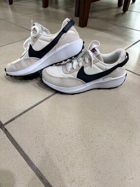 Nike Cream and Black Retro Runner Sneakers